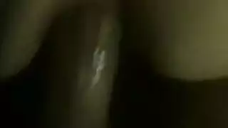 جزائرية ذات مؤخرة ضيقة تتعرض للضرب في جماع كلابي قاسي