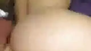 أخت تغوي أخاها لتسجيل شريط جنسي عربي محرم