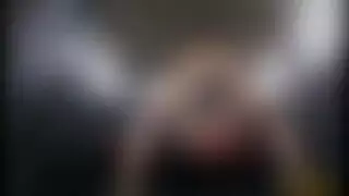 مدمنة جنس لا تتوقف: لا تستطيع الحصول على ما يكفي من القضيب