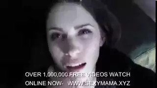 فتيات مثيرة تتنافسن على شرب أكبر كمية مني