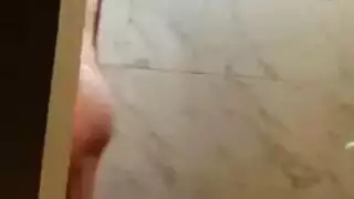 الأندونيسية قرع