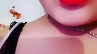 اسخن قحبة جزائرية على السكس كام تمارس عروضها الساخنة