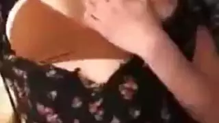 قحبة تشتهي الزب و هي مع نياك ما يرحمش واكن يخلط