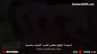 الأخ غير الشقيق يمارس الجنس بقوة مع أخته غير الشقيقة بينما تبكي من المتعة