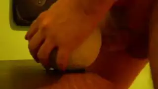 لحس البظر بطريقة وحشية