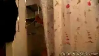اللذة و الشهوة الجنسية مع الشرموطة الشقية التي تتناك بأحمى الطرق مع ابو زب طويل