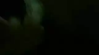 جيسي لين تحصل على قضيب أسود داخل العضو التناسلي النسوي لها ، في حين أن ديك كبيرة بيضاء تلعق وتفرك