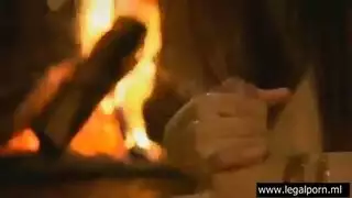 نحن نفعل ذلك خلال حفل توزيع جوائز الأوسكار ، حيث يتعين على الرجل التعري