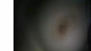 يظهر الفيديو السحاقي فرخ جميلة تمتص دسارًا قذرة ضخمة في دشها الذهبي