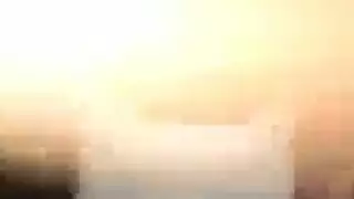 فتاة الأبنوس تستمني أمام صديقها لأنها راضية جدًا عن قضيبه