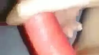 شقراء قرنية يضع لداعر المتشددين